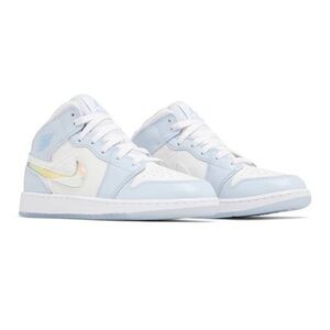 Air Jordan 1 Mid SE GS “Glitter Swoosh”